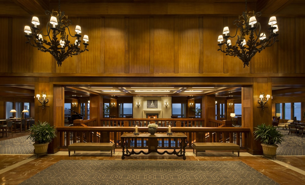 Monterey Plaza Hotel