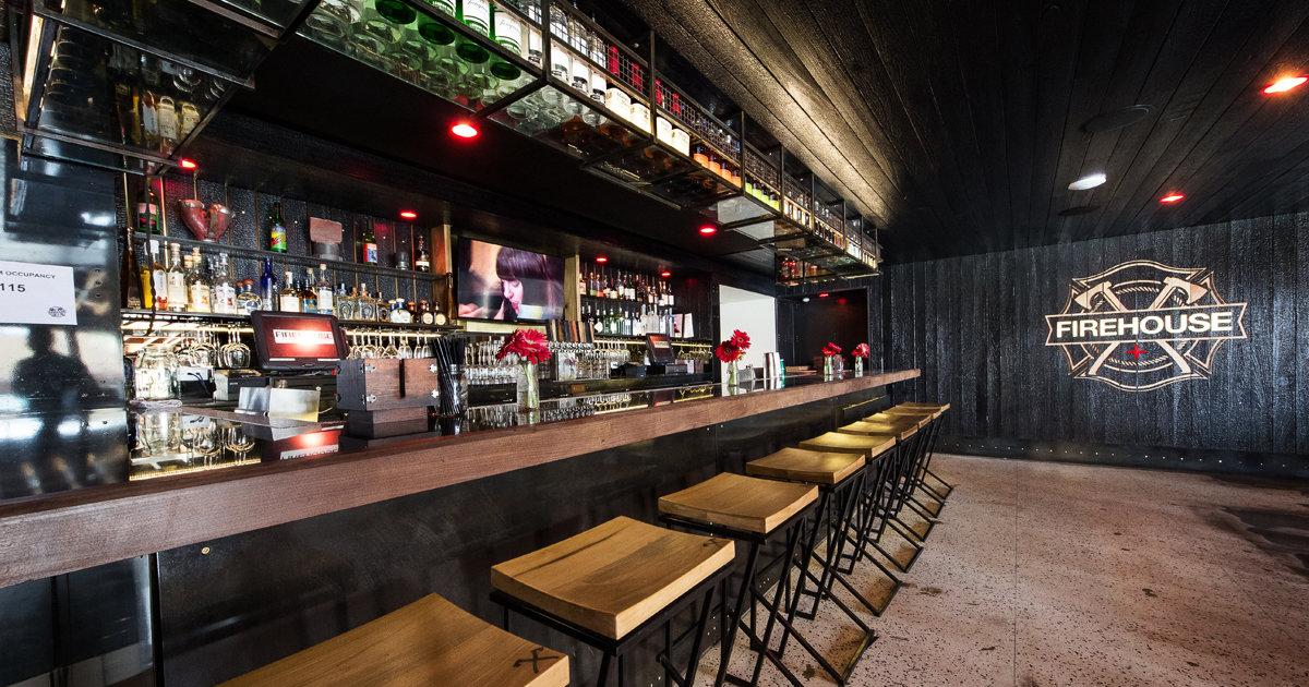 Thrusters Lounge