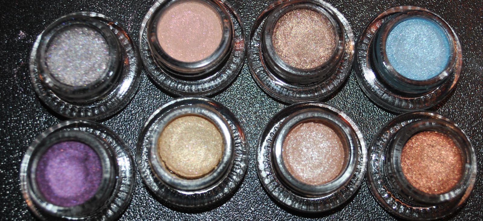 Amazon.com : Buxom Stay-There Eye Shadow Pug 0.12 oz : Eyeshadow : Beauty