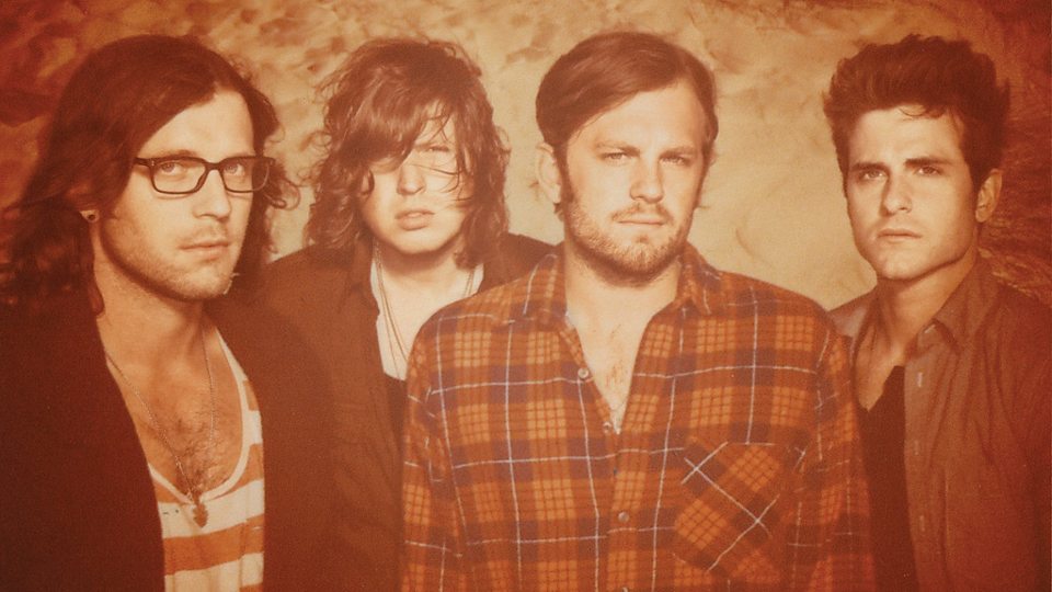 Kings of Leon - Closer (HQ)