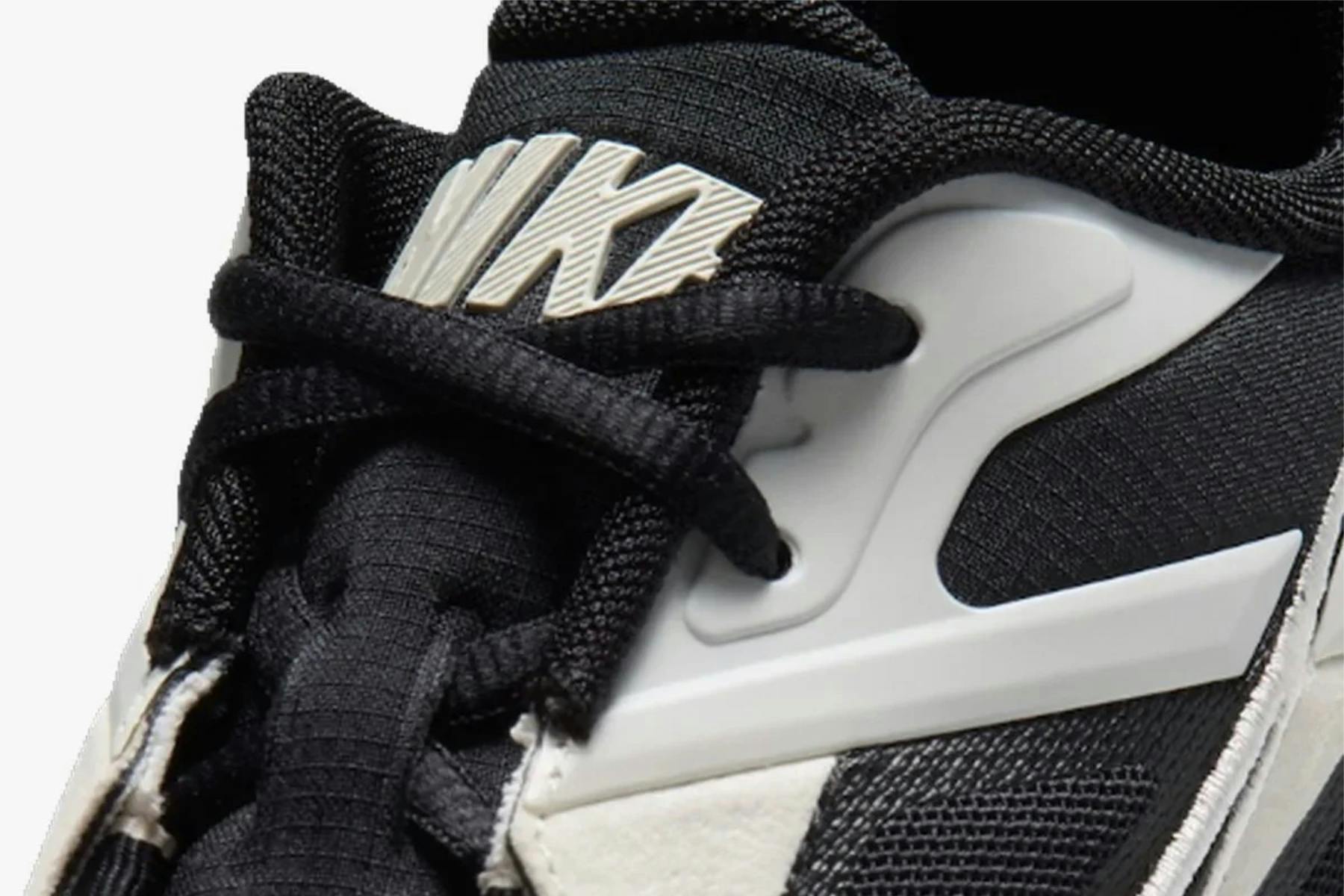 Max Sneaker