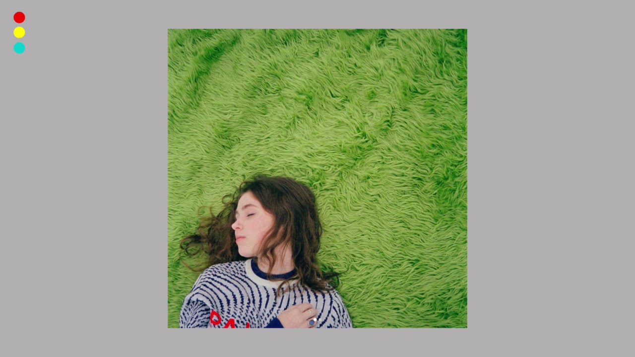 Clairo - Hello (feat. Rejjie Snow)