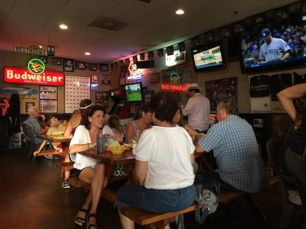 Chiefs Burgers & Brew