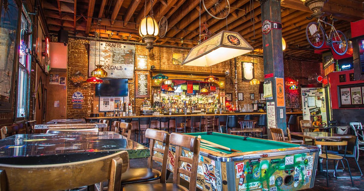 Live Wire Bar | University City