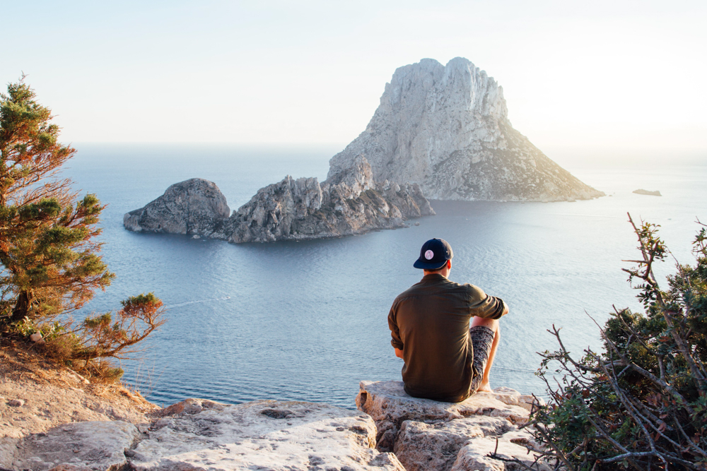 Making money while traveling