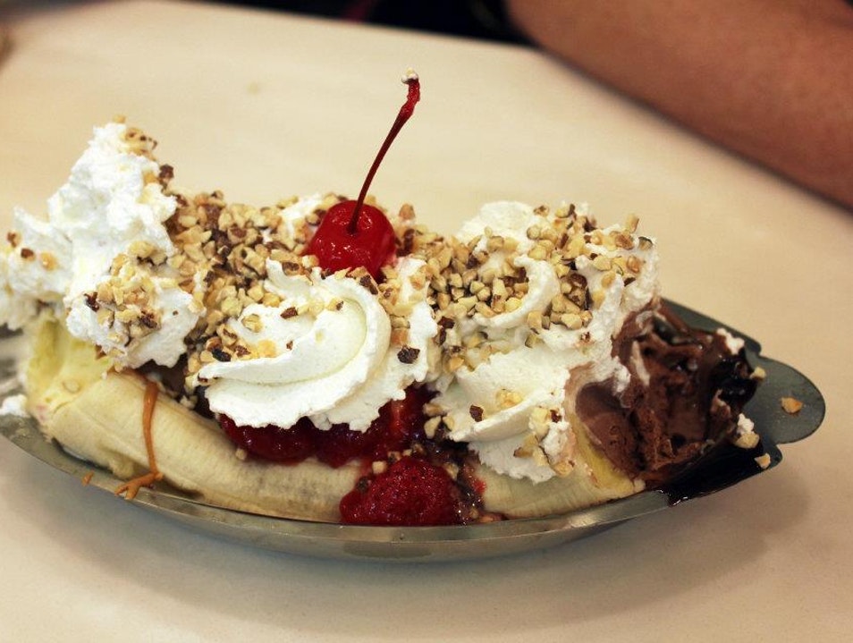 Ghirardelli Ice Cream & Chocolate Shop - Gaslamp - San Diego, CA