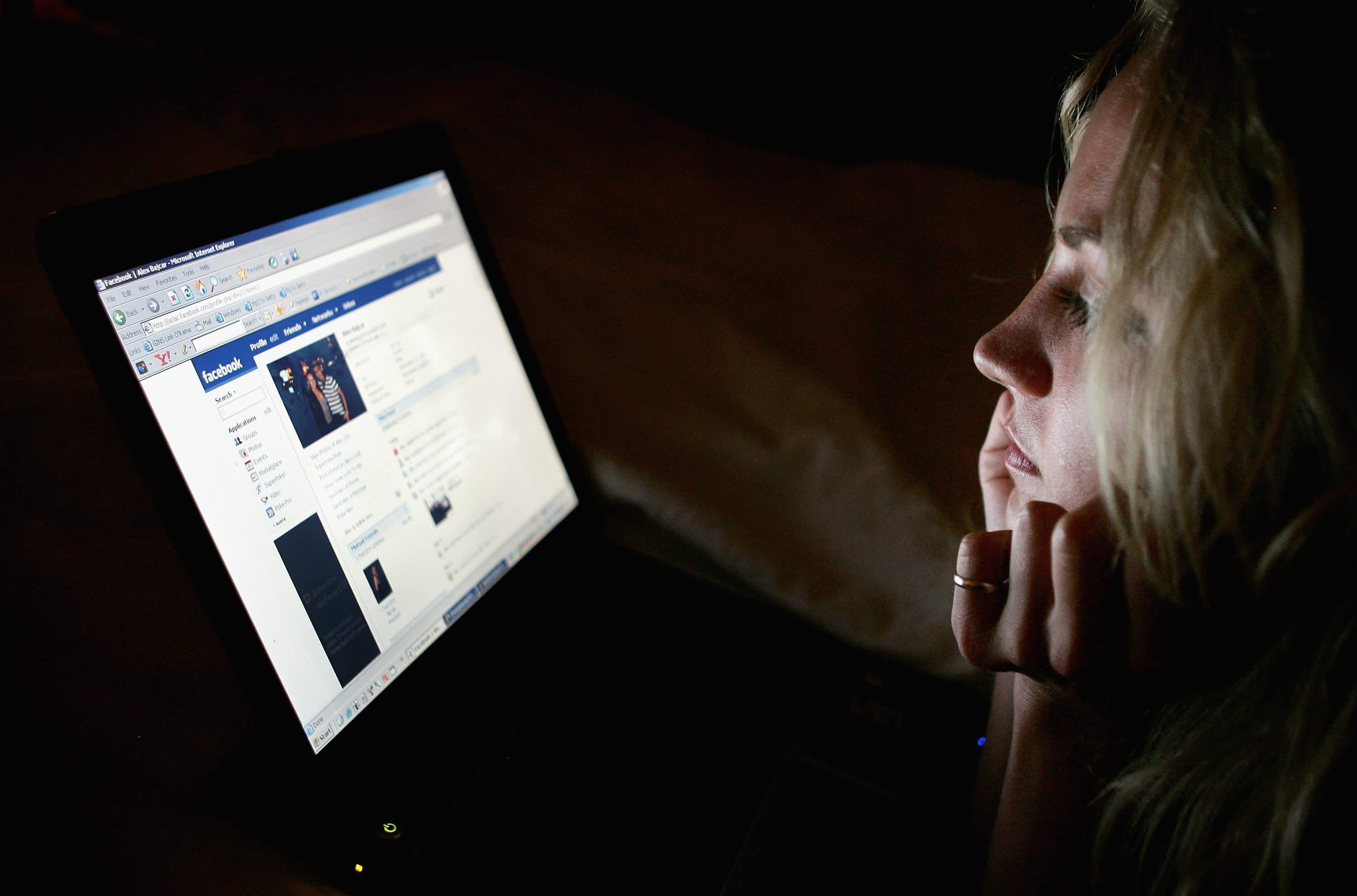 I quit Facebook — but it's getting harder to resist the pull back in