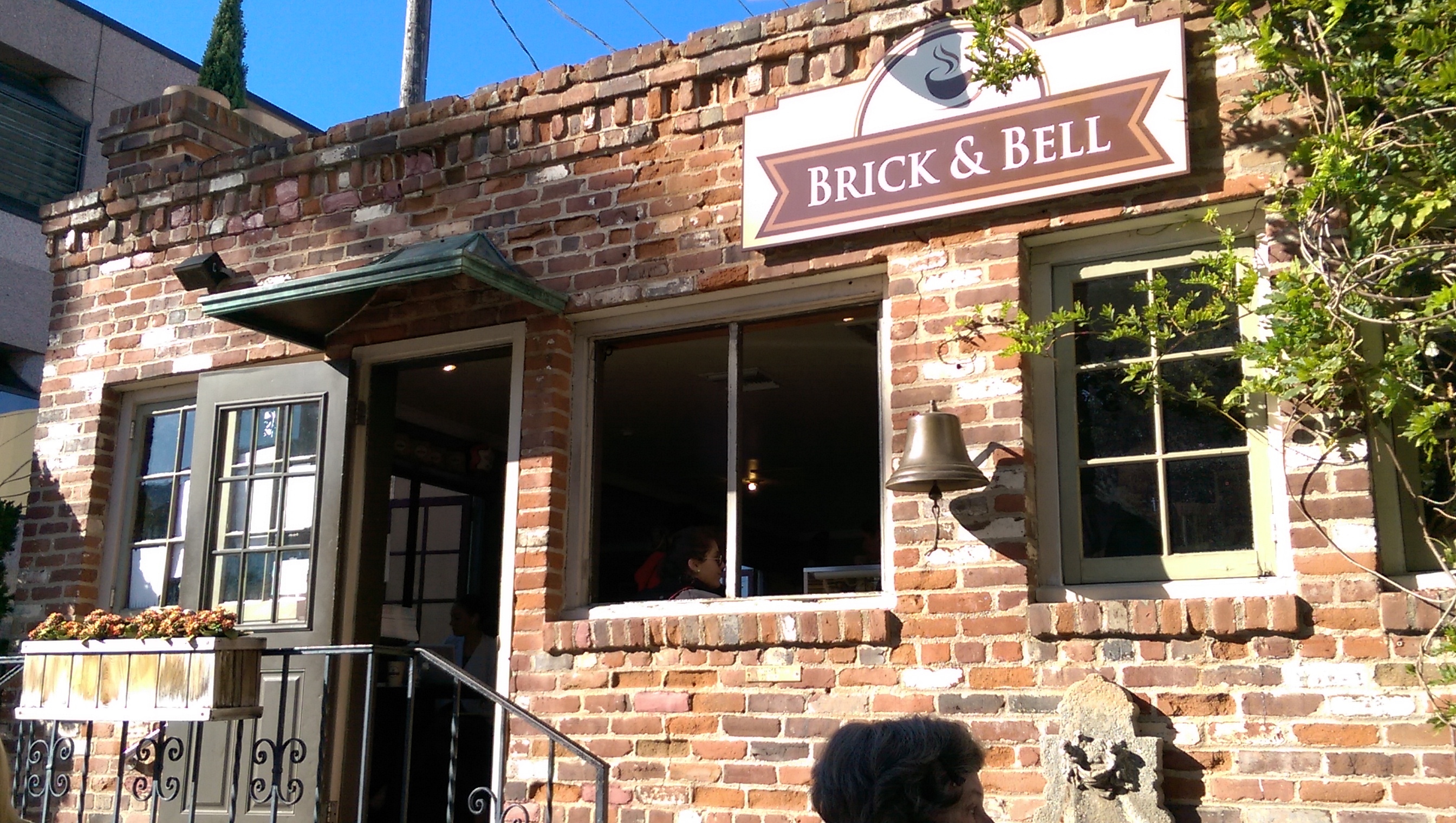 Brick & Bell Cafe | La Jolla, CA 