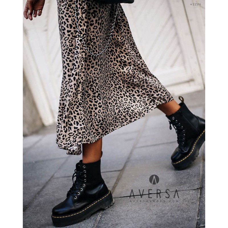 DR MARTENS