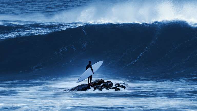 100 Foot Wave - HBO