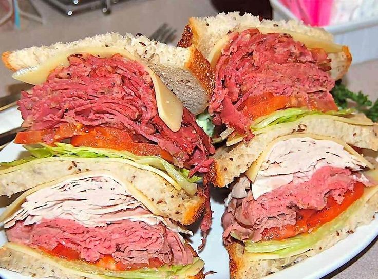 D.Z. Akin's Restaurant | Delicatessen | Bakery | Fountain | Gift Shop | Voted San Diego's Best Deli and Bakery