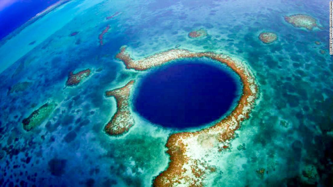 Great Blue Hole in Belize