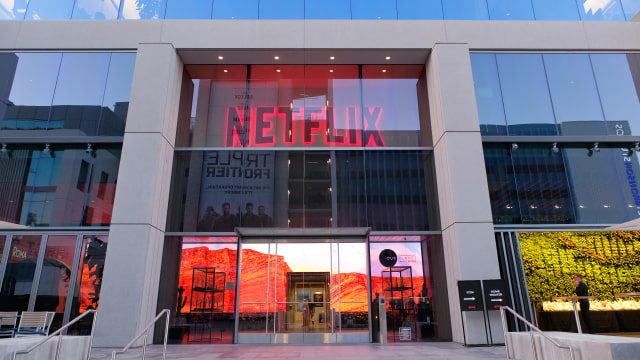 There is a 40% chance Apple will acquire Netflix, according to Citi