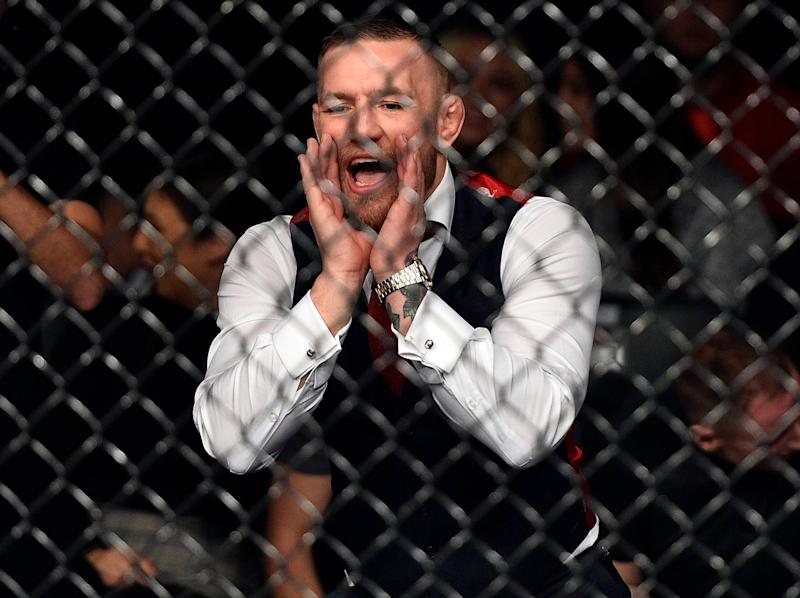 Bellator 187: Conor McGregor storms the Bellator MMA Cage