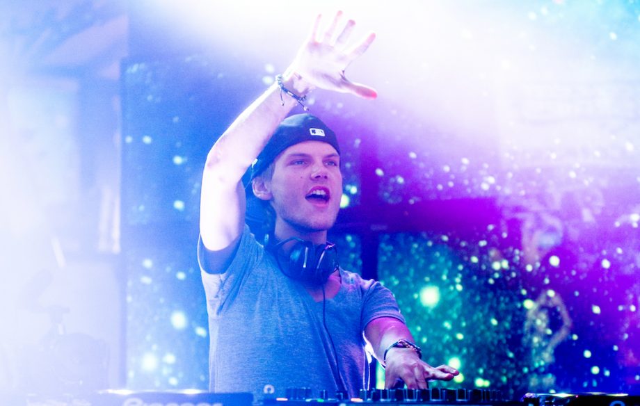 Avicii - Sunset Jesus (Lyric Video)