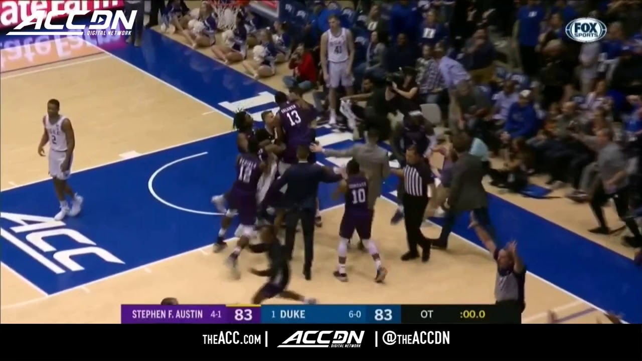 Stephen F. Austin's Nathan Bain's Buzzer-Beater Layup vs. Duke Seals The Win