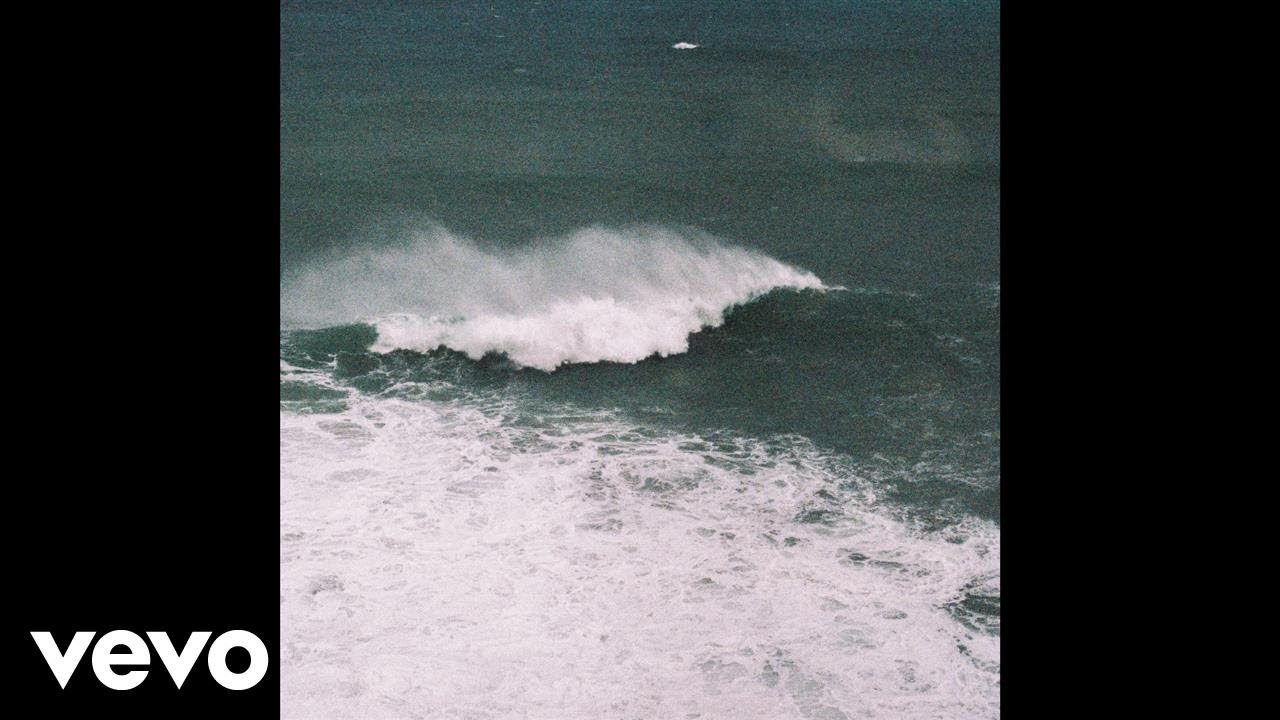 Mallrat - UFO (Audio) ft. Allday