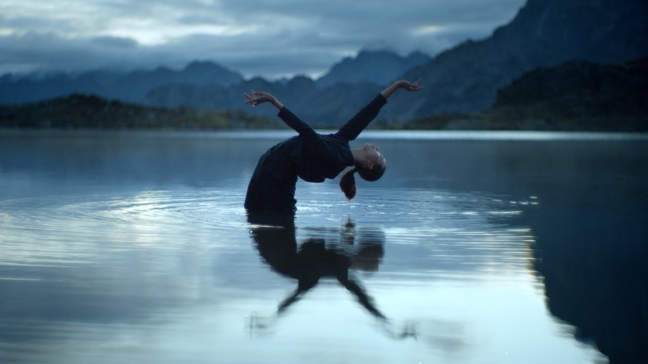 Ólafur Arnalds, Bonobo – Loom - YouTube