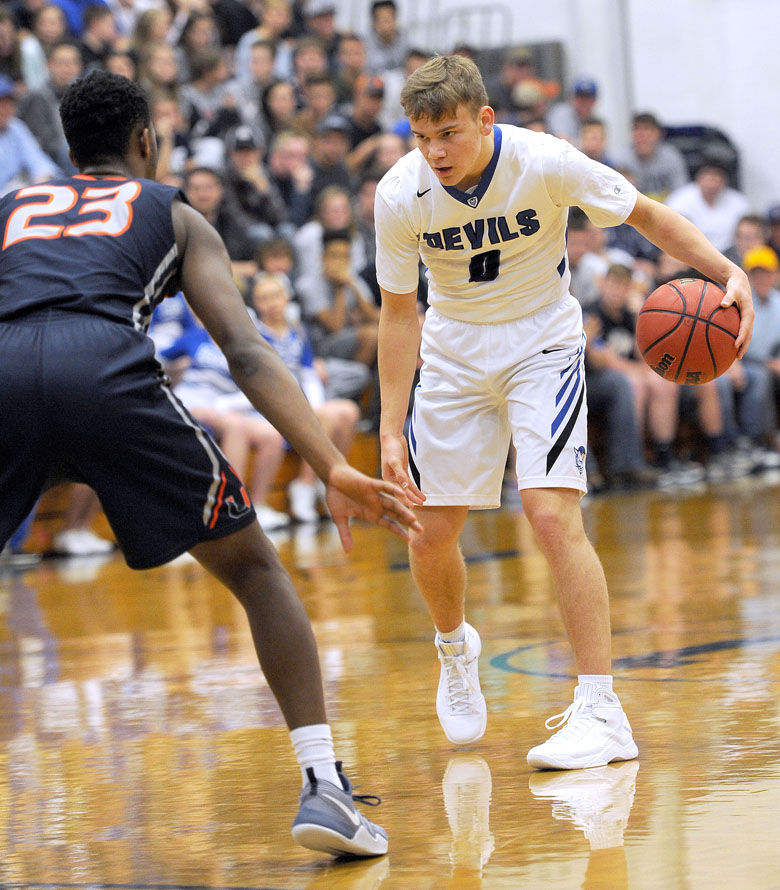 Mac McClung SHUTS UP the Haters! Crowd Chants "OVERRATED!!" Even After Down By 40 Lol
