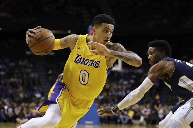 Lakers Beat Grizzlies 107-102